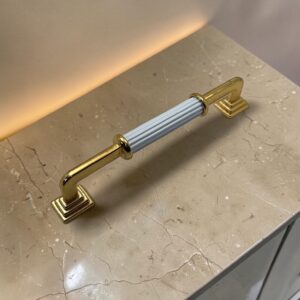 Maya Altın Ayaklı Beyaz Alüminyum Dolap Kulpu